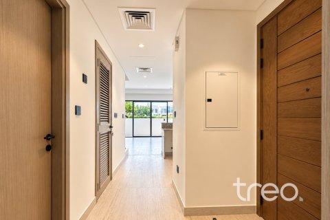 5 bedrooms Townhouse in Damac Lagoons, UAE No. 220835 11
