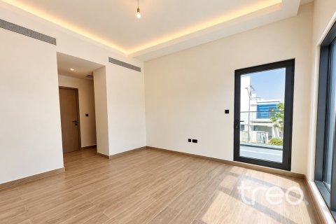 5 bedrooms Townhouse in Damac Lagoons, UAE No. 220835 12
