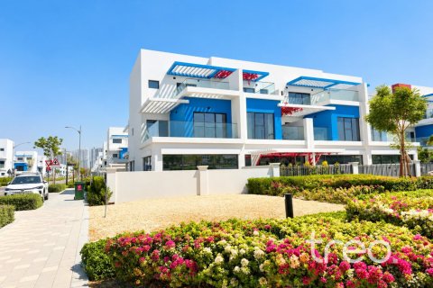 5 bedrooms Townhouse in Damac Lagoons, UAE No. 220835 6
