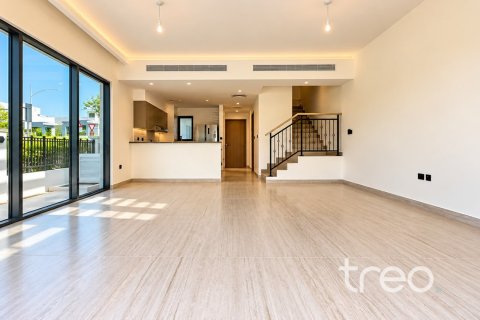 5 bedrooms Townhouse in Damac Lagoons, UAE No. 220835 8