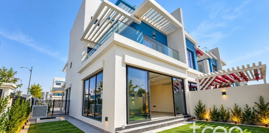 5 bedrooms Townhouse in Damac Lagoons, UAE No. 220835