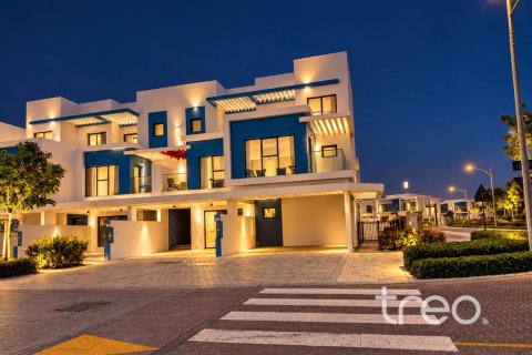 5 bedrooms Townhouse in Damac Lagoons, UAE No. 220835 5