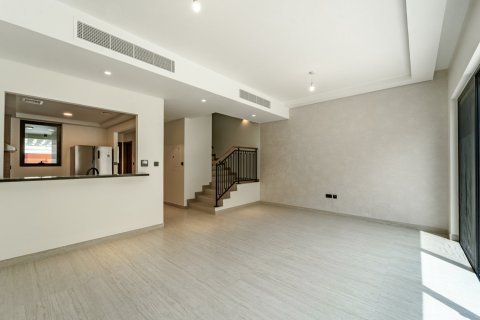 4 bedrooms Townhouse in Golf City, UAE No. 217133 3