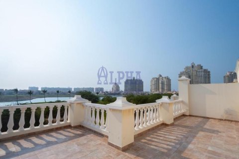 4 bedrooms Townhouse in Al Hamra Village, UAE No. 157942