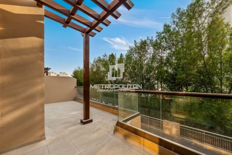 4 غرف نوم تاون هاوس في Jumeirah Islands, الإمارات العربية المتحدة رقم 128783 21