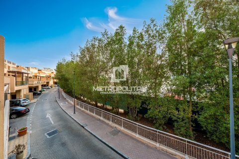 4 غرف نوم تاون هاوس في Jumeirah Islands, الإمارات العربية المتحدة رقم 128783 20