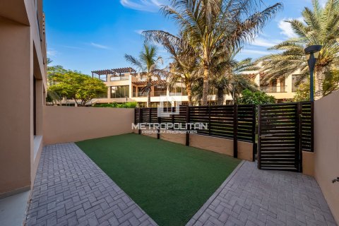 4 غرف نوم تاون هاوس في Jumeirah Islands, الإمارات العربية المتحدة رقم 128783 30