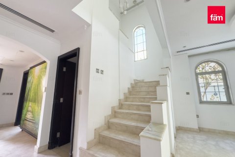 4 bedrooms Villa in Dubai, UAE No. 215995 20