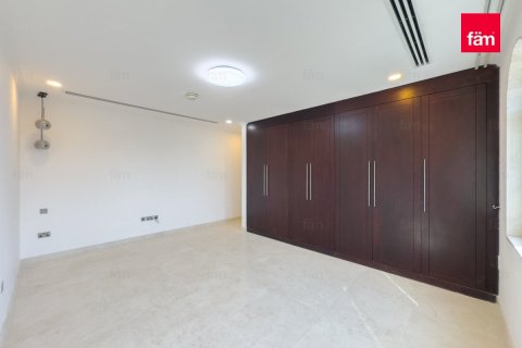 4 bedrooms Villa in Dubai, UAE No. 215995 5