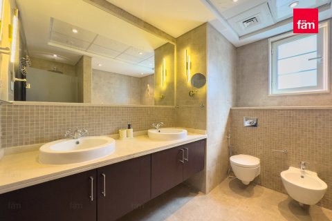 4 bedrooms Villa in Dubai, UAE No. 215995 4