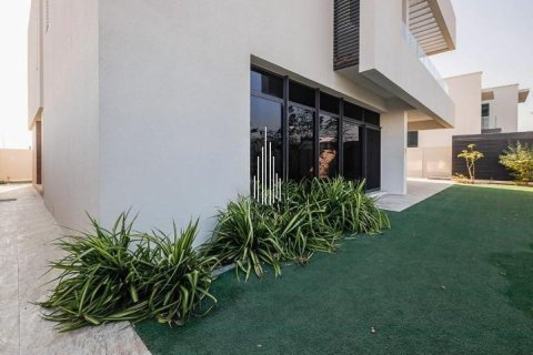 Villa de 5 dormitorios en Yas Island, UAE No. 36671 3