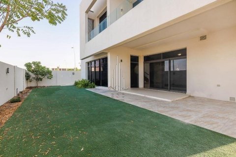 Villa de 5 dormitorios en Yas Island, UAE No. 36671 21