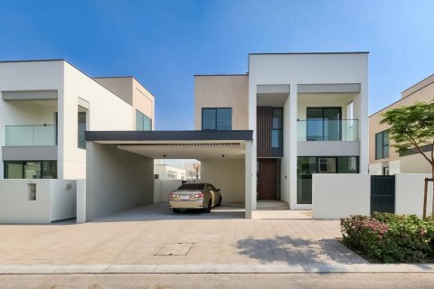Townhouse de 4 dormitorios en Caya, UAE No. 197844