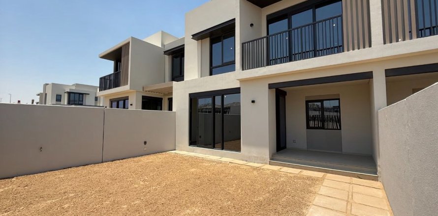 4 bedrooms Townhouse in Jebel Ali, UAE No. 213426
