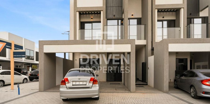 Villa de 4 chambres à Murooj Al Furjan, UAE No. 204769