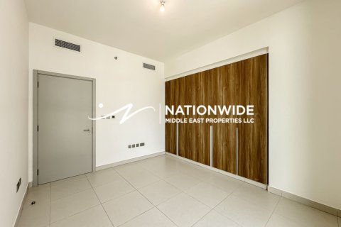 Appartement de 3 chambres à Abu Dhabi, UAE No. 106814 11