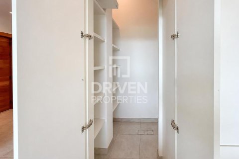 Villa de 4 dormitorios en District One, UAE No. 217479 7