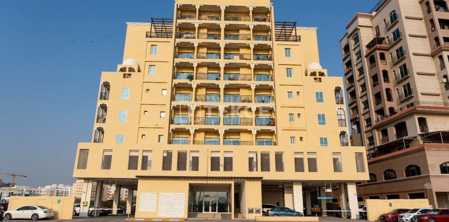 2 bedrooms Apartment in Al Warsan, UAE No. 166356