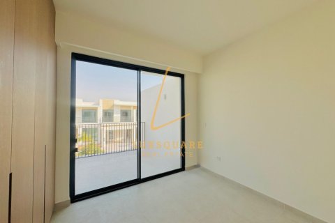 3 bedrooms Villa in Dubai, UAE No. 220985 7