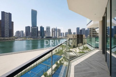 1 bedroom Apartment in Business Bay, UAE No. 211180 15