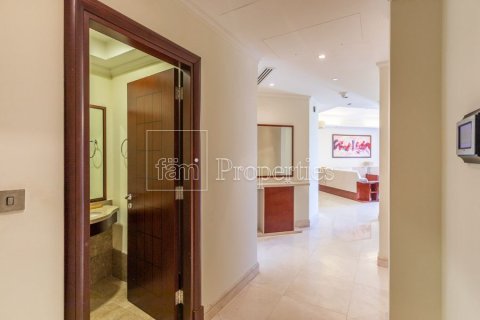 2 bedrooms Apartment in Palm Jumeirah, UAE No. 199463 22