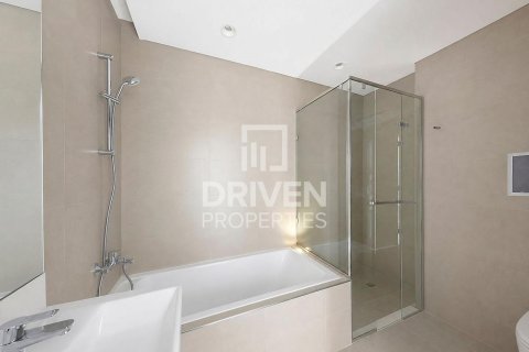 Apartment de 2 dormitorios en District One, UAE No. 225914 21