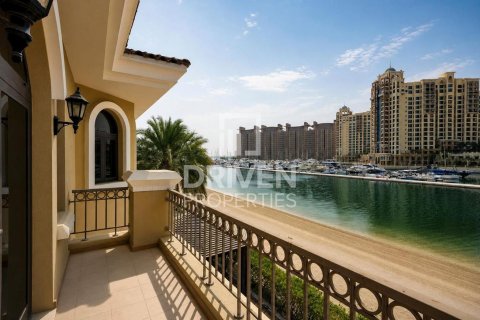 Villa de 4 dormitorios en Garden Homes, UAE No. 214564 27