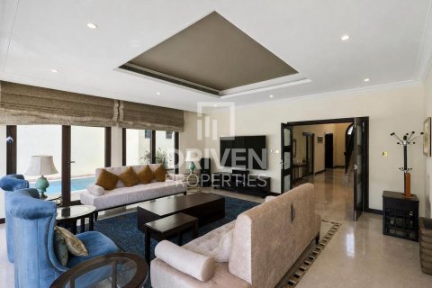 Villa de 4 dormitorios en Garden Homes, UAE No. 214564 10