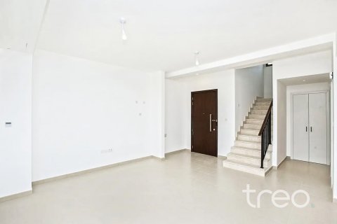 Townhouse de 3 dormitorios en Town Square, UAE No. 206216 6