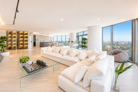 Appartement de 4 chambres à D1 Tower, UAE No. 195342