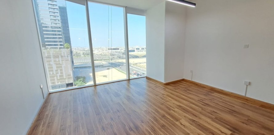 237m² Office in Business Bay, UAE No. 133239