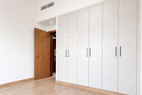 Apartment de 2 dormitorios en Al Furjan, UAE No. 221558 5
