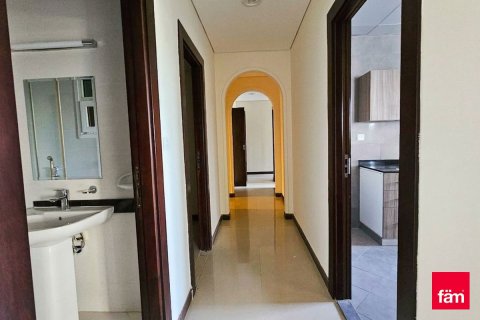 3 bedrooms Apartment in Dubai, UAE No. 173302 10