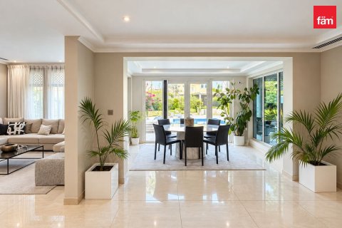 Villa de 3 dormitorios en Dubai, UAE No. 217225 3