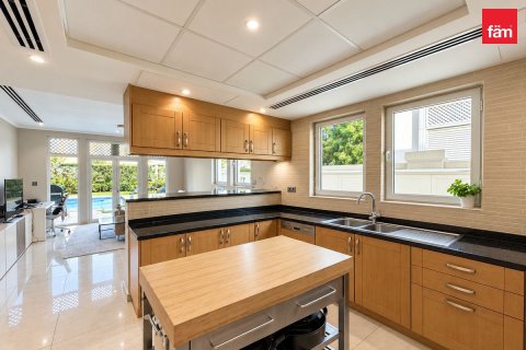 Villa de 3 dormitorios en Dubai, UAE No. 217225 11