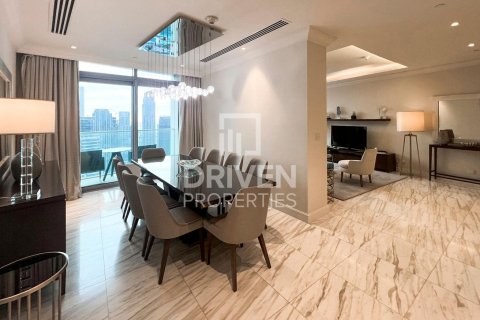 Квартира с 4 спальнями в The Address Residence Fountain Views, ОАЭ №204753 17