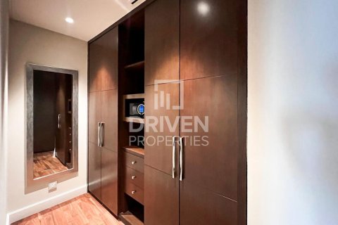 Квартира с 4 спальнями в The Address Residence Fountain Views, ОАЭ №204753 18