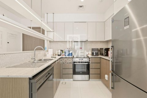 3 bedrooms Apartment in Burj Royale, UAE No. 212383 14