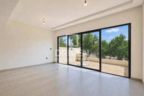 4 غرف نوم تاون هاوس في Damac Lagoons, الإمارات العربية المتحدة رقم 215038