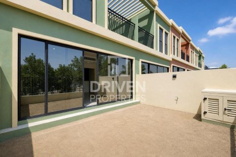 Townhouse de 4 dormitorios en Damac Lagoons, UAE No. 215038 25