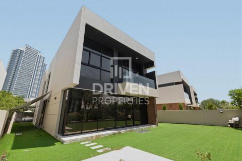 Вилла с 5 спальнями в DAMAC Hills (Akoya by DAMAC), ОАЭ №212658