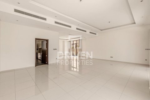 Вилла с 5 спальнями в DAMAC Hills (Akoya by DAMAC), ОАЭ №212658 8