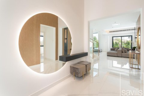 Villa de 4 dormitorios en Jumeirah Islands, UAE No. 201091 4
