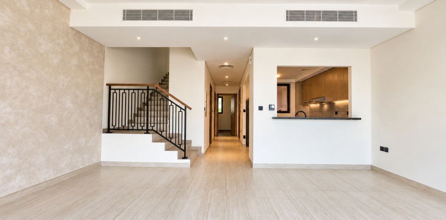Townhouse de 4 dormitorios en Dubai, UAE No. 223653