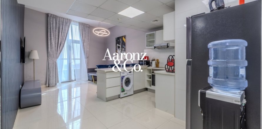 Apartment de 2 dormitorios en Dubai Marina, UAE No. 200294