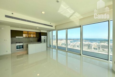Appartement de 2 chambres à EMAAR Beachfront, UAE No. 81961 18