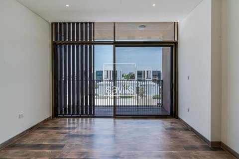 5 bedrooms Villa in Abu Dhabi, UAE No. 211127 16