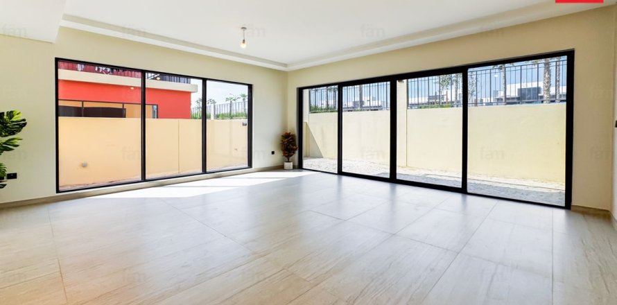 Townhouse de 5 dormitorios en Dubai, UAE No. 224382