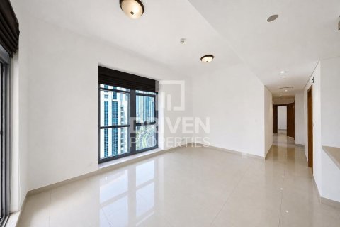 3 bedrooms Apartment in Claren Towers, UAE No. 212073 11