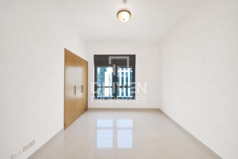 3 bedrooms Apartment in Claren Towers, UAE No. 212073 18